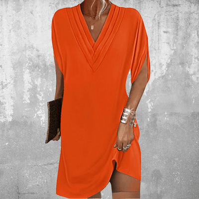Mia - Elegant Shift Kjole med Enkel Stil