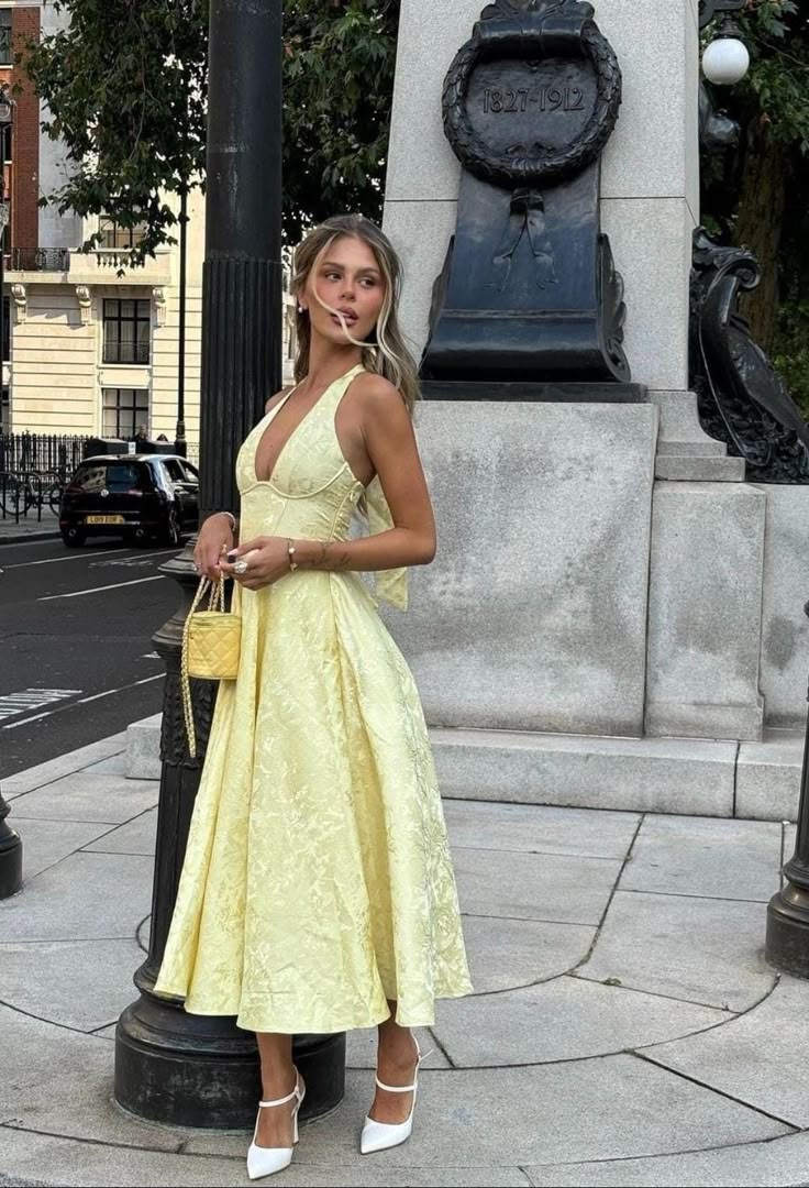 Kjolen Der Taler Ubesværet Elegance