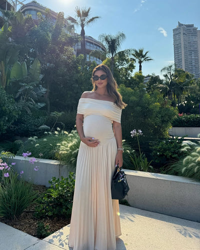 Kamara | Off-Shoulder Plissé Maxi Kjole til Graviditet