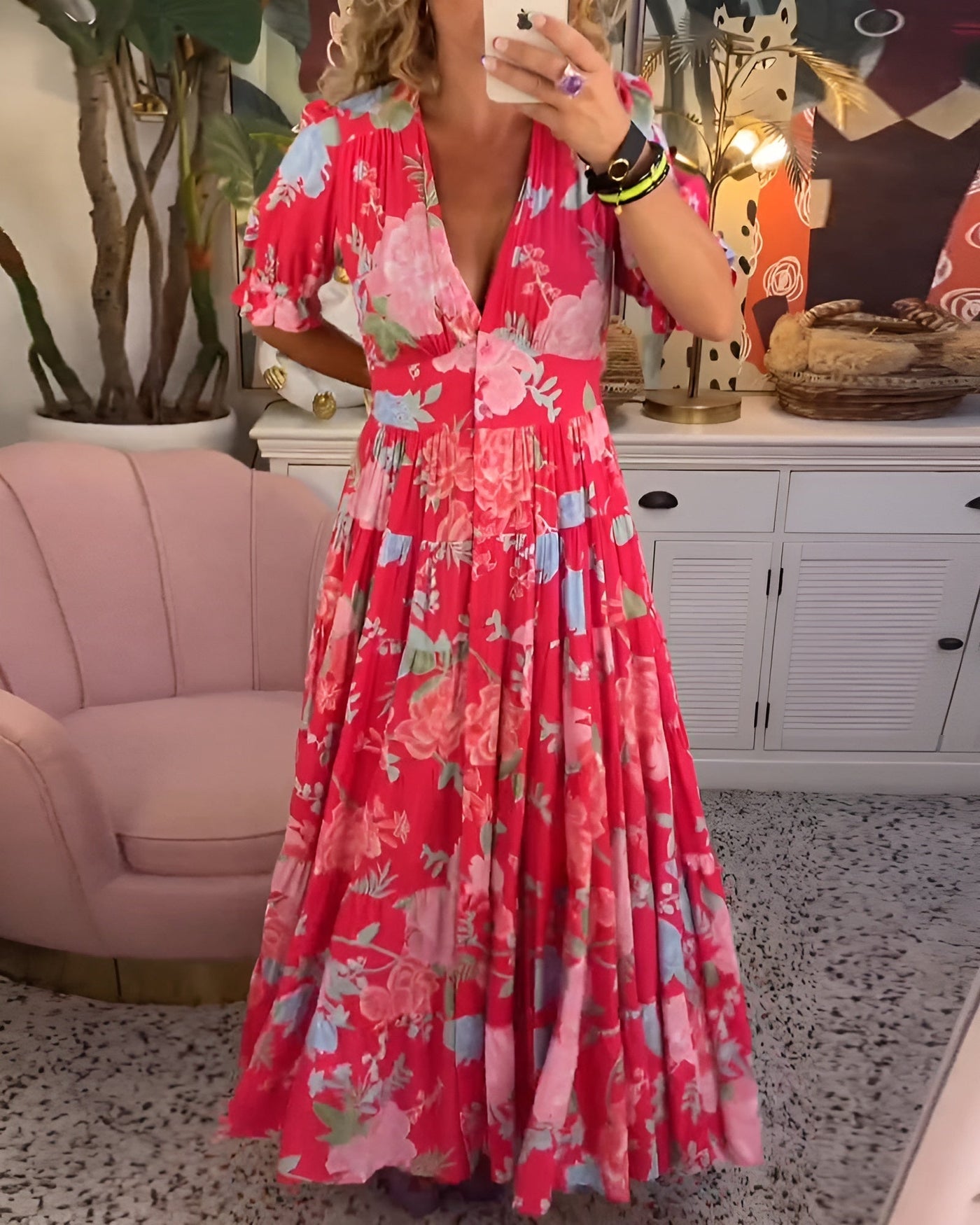 CATERINA | Lang Blomstret Kjole med Subtile Lommer og Elegant Silhuet til Hverdagen