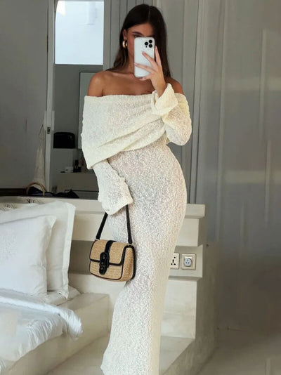 Nayara | Elegant Off-Shoulder Maternity Maxi Dress