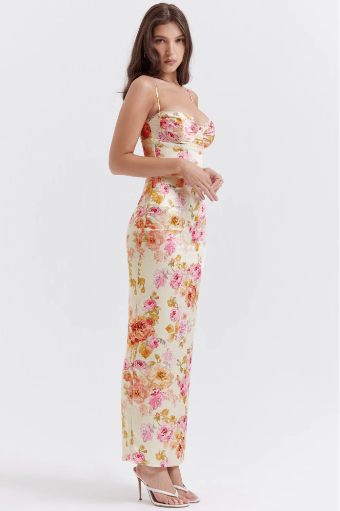 Della – Elegant Maxikjole