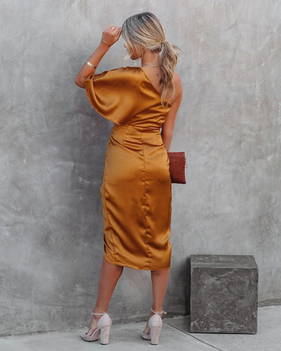 Nayeli – Stylish Midi Dress